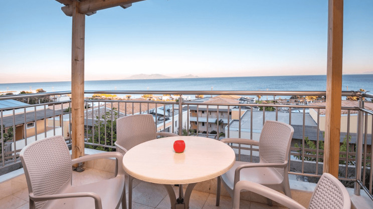 Grand Blue Beach Hotel